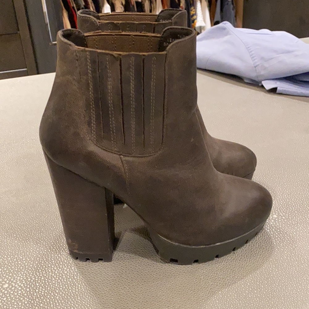 Steve Madden Booties - Picture 2 of 2